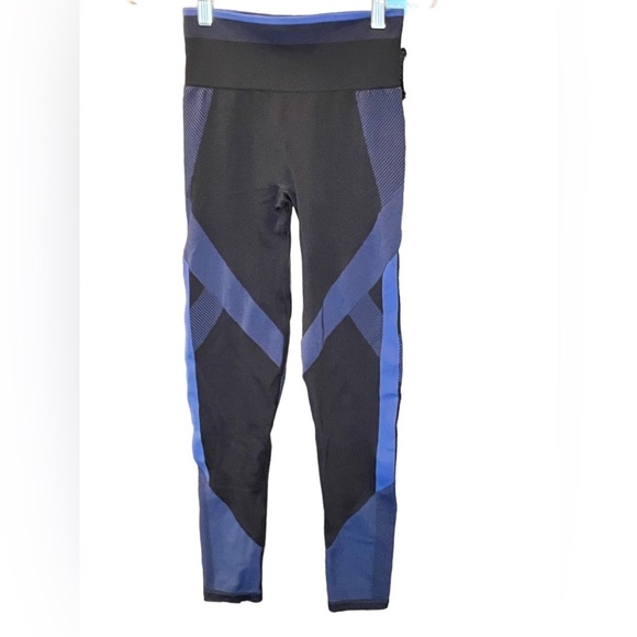 VICTORIAS SECRET PINK COOL & COMFY HIGH WAIST TIGHTS YOGA PANTS SIZE S/P - Picture 3 of 5